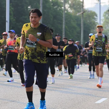 Runner Photo 6998463