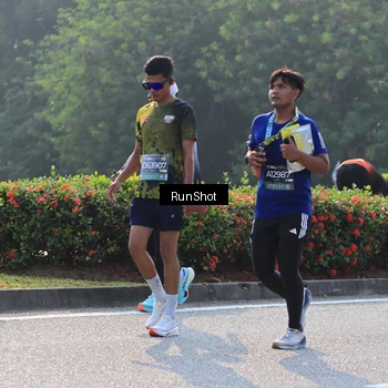Runner Photo 6998473