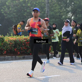 Runner Photo 6998474