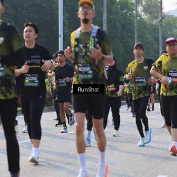 Runner Photo 6998475