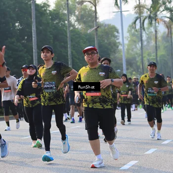 Runner Photo 6998481