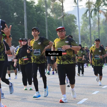Runner Photo 6998486