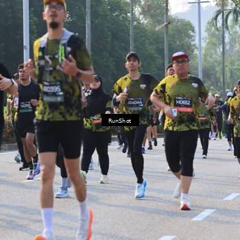 Runner Photo 6998488