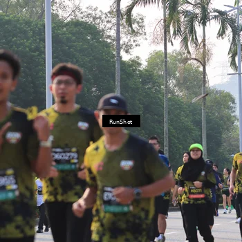 Runner Photo 6998507