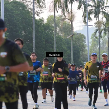 Runner Photo 6998509