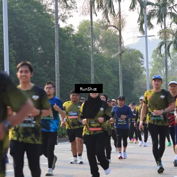 Runner Photo 6998512