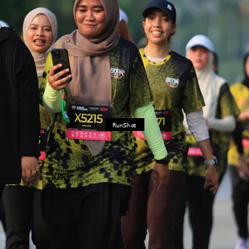 Runner Photo 6998515