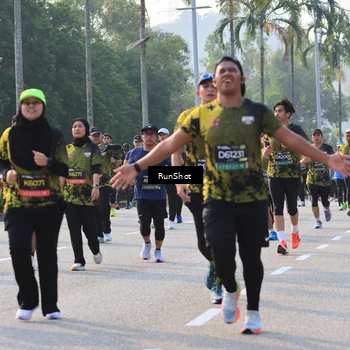 Runner Photo 6998516