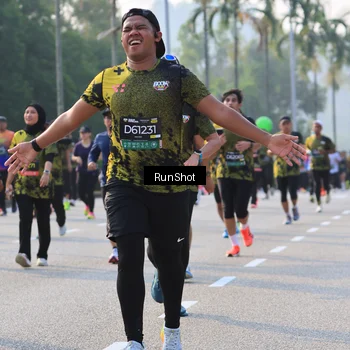 Runner Photo 6998521