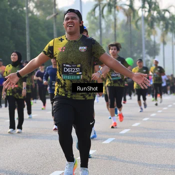 Runner Photo 6998525
