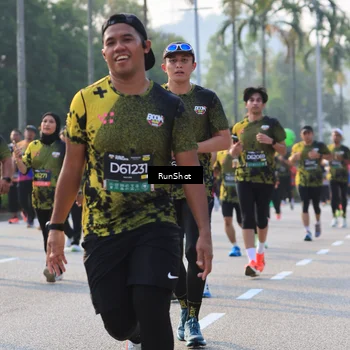 Runner Photo 6998541