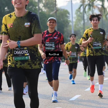 Runner Photo 6998565