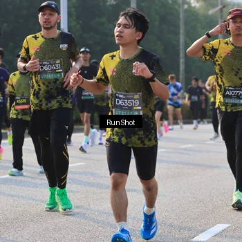Runner Photo 6998569