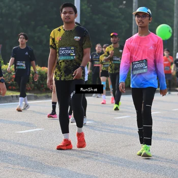 Runner Photo 6998590