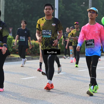 Runner Photo 6998591