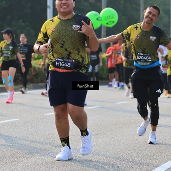 Runner Photo 6998609