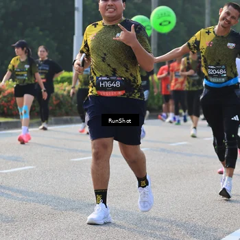 Runner Photo 6998610