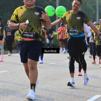 Runner Photo 6998619
