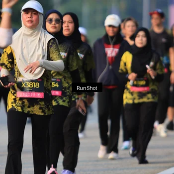 Runner Photo 6998623