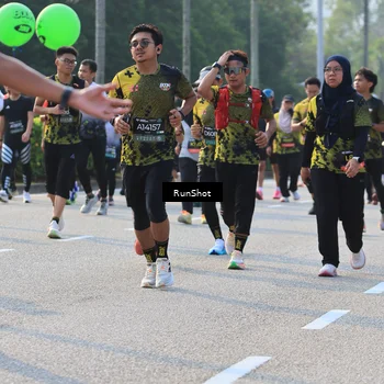 Runner Photo 6998632