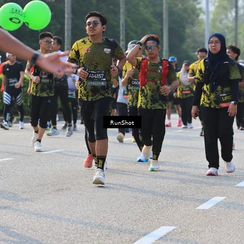 Runner Photo 6998633