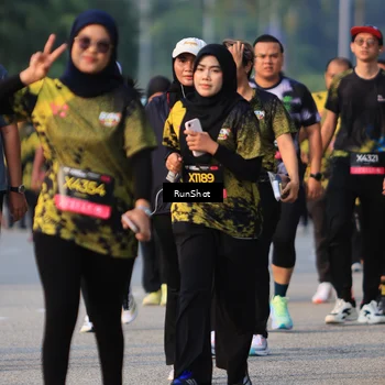 Runner Photo 6998656