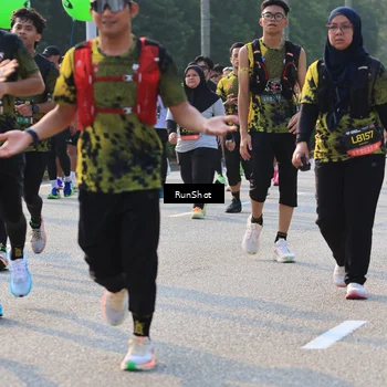 Runner Photo 6998657