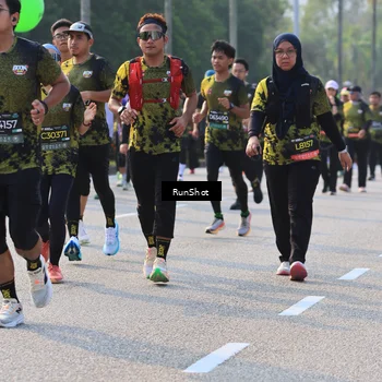 Runner Photo 6998663