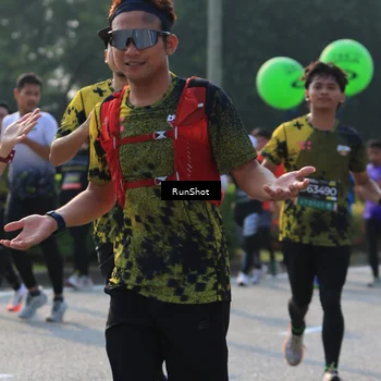 Runner Photo 6998667