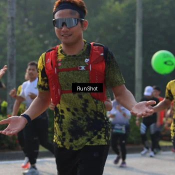 Runner Photo 6998680