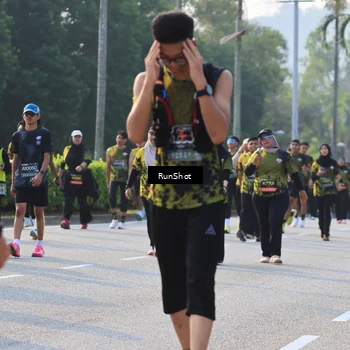 Runner Photo 6998686