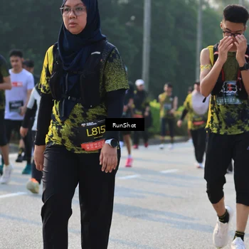 Runner Photo 6998692