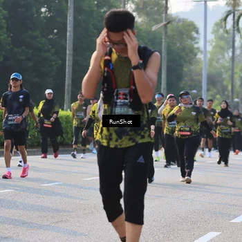Runner Photo 6998697