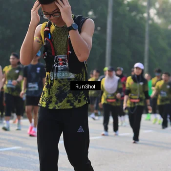 Runner Photo 6998705