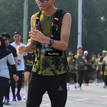 Runner Photo 6998716