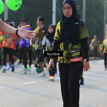 Runner Photo 6998725