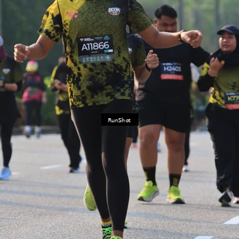 Runner Photo 6998738