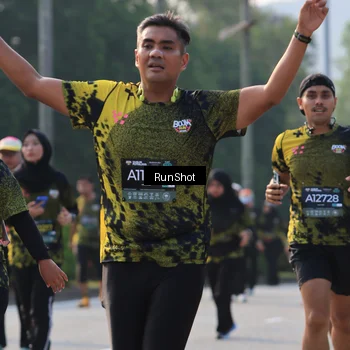 Runner Photo 6998744