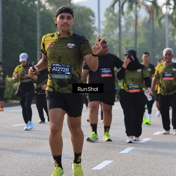 Runner Photo 6998759