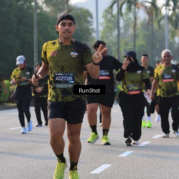 Runner Photo 6998763