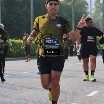 Runner Photo 6998767