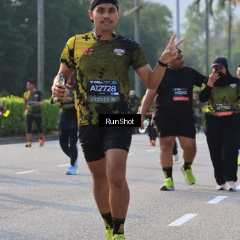 Runner Photo 6998773