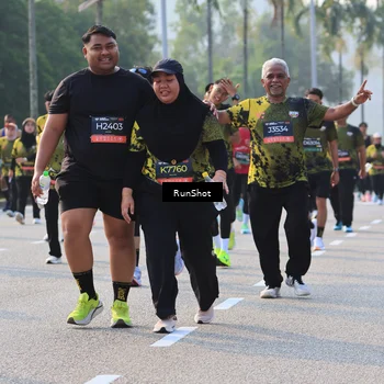 Runner Photo 6998782
