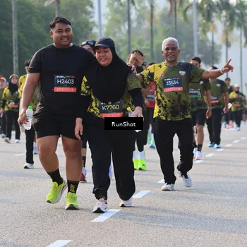Runner Photo 6998783