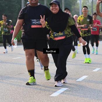 Runner Photo 6998802