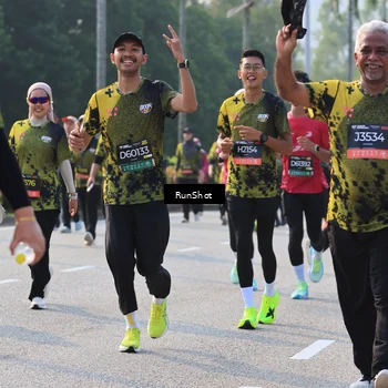 Runner Photo 6998836