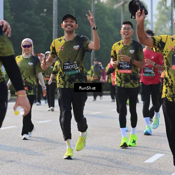 Runner Photo 6998837