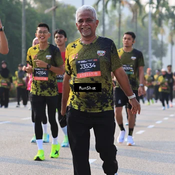 Runner Photo 6998844
