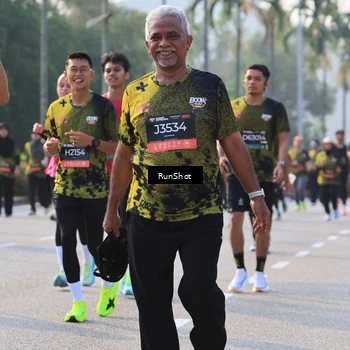 Runner Photo 6998845