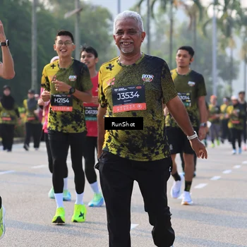 Runner Photo 6998859